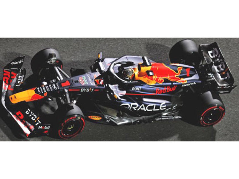 Red Bull Racing RB19 #1 Max Verstappen "Oracle" Winner F1 Formula One "Abu Dhabi GP" (2023) with Driver Limited Edition to 204 pieces Worldwide 1/18 Diecast Model Car by Minichamps-1